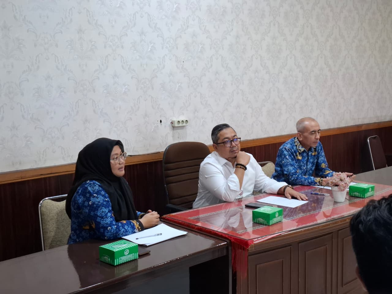 Rapat Bersama dengan Diskominfo Kota Medan mengenai Layanan Data dan Informasi Sektoral Perangkat Daerah di Lingkungan Pemerintah Kota Medan