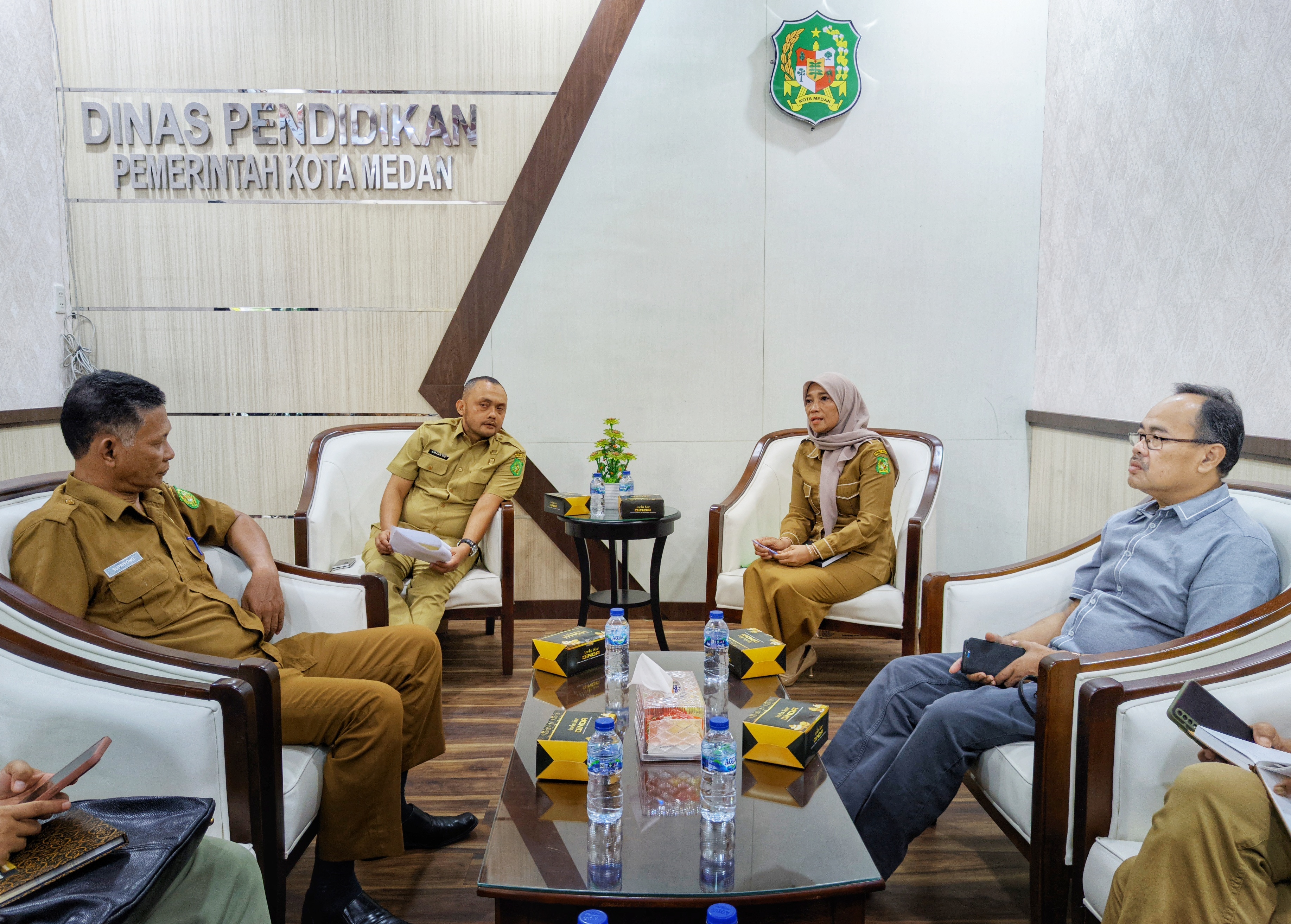 Tim Pokja Jaringan Penelitian dan Pengembangan Bidang Pendidikan Adakan Kunjungan Kerja ke Dinas Pendidikan dan Kebudayaan Kota Medan