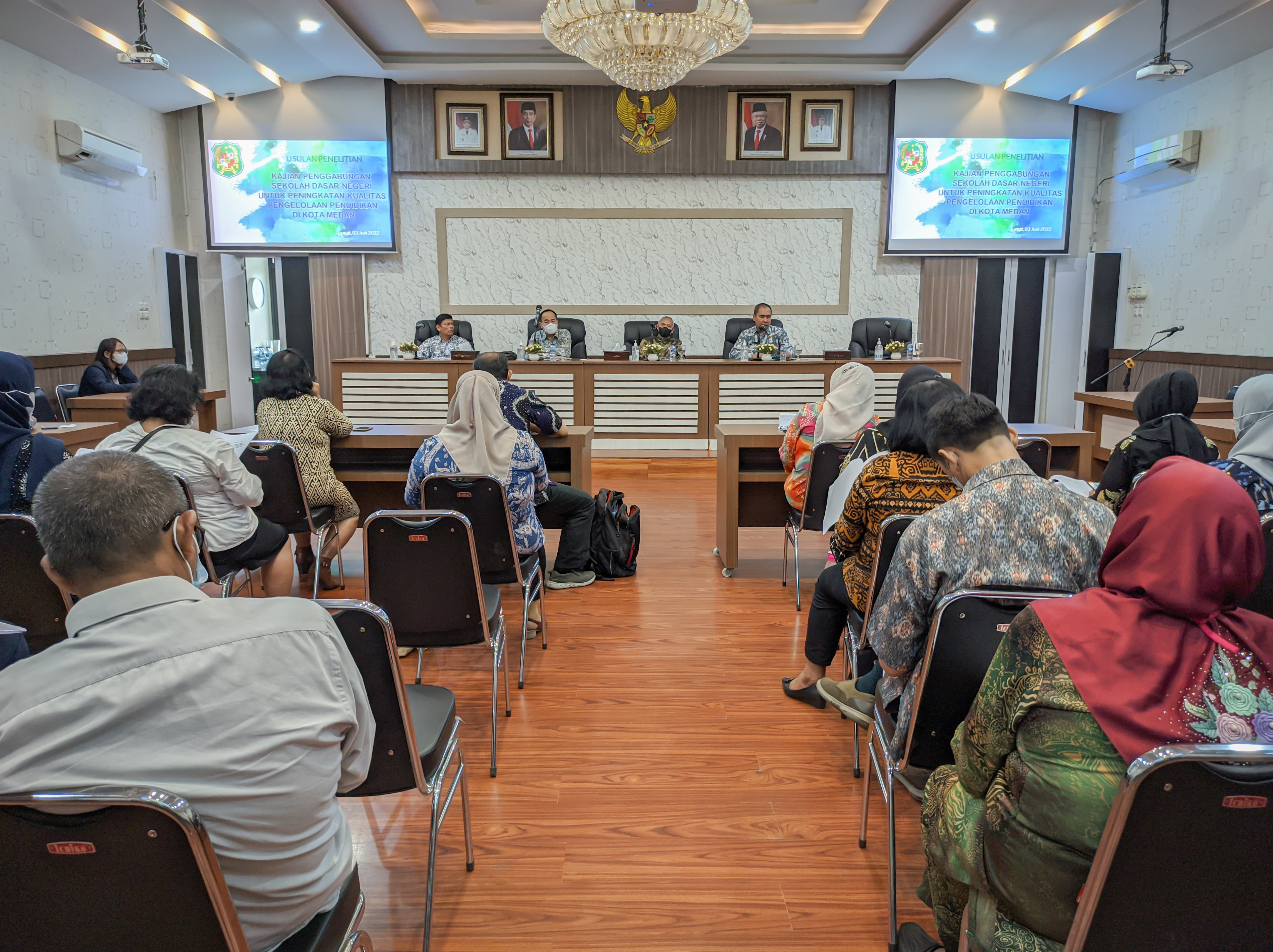 BALITBANG KOTA MEDAN MELAKUKAN KAJIAN PENGGABUNGAN SD NEGERI DI KOTA MEDAN UNTUK PENINGKATAN KUALITAS PENDIDIKAN DI KOTA MEDAN 